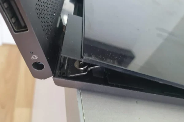 laptop hinge repair