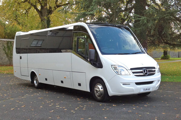 coach hire near you