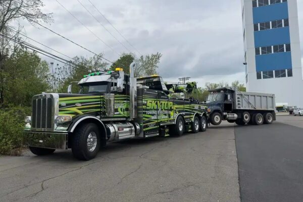 Reliable Heavy Duty Towing Services in Plainville & New Britain, CT – Skytop Towing & Recovery LLC heavy duty towing New Britain CT