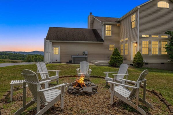retreat houses for rent