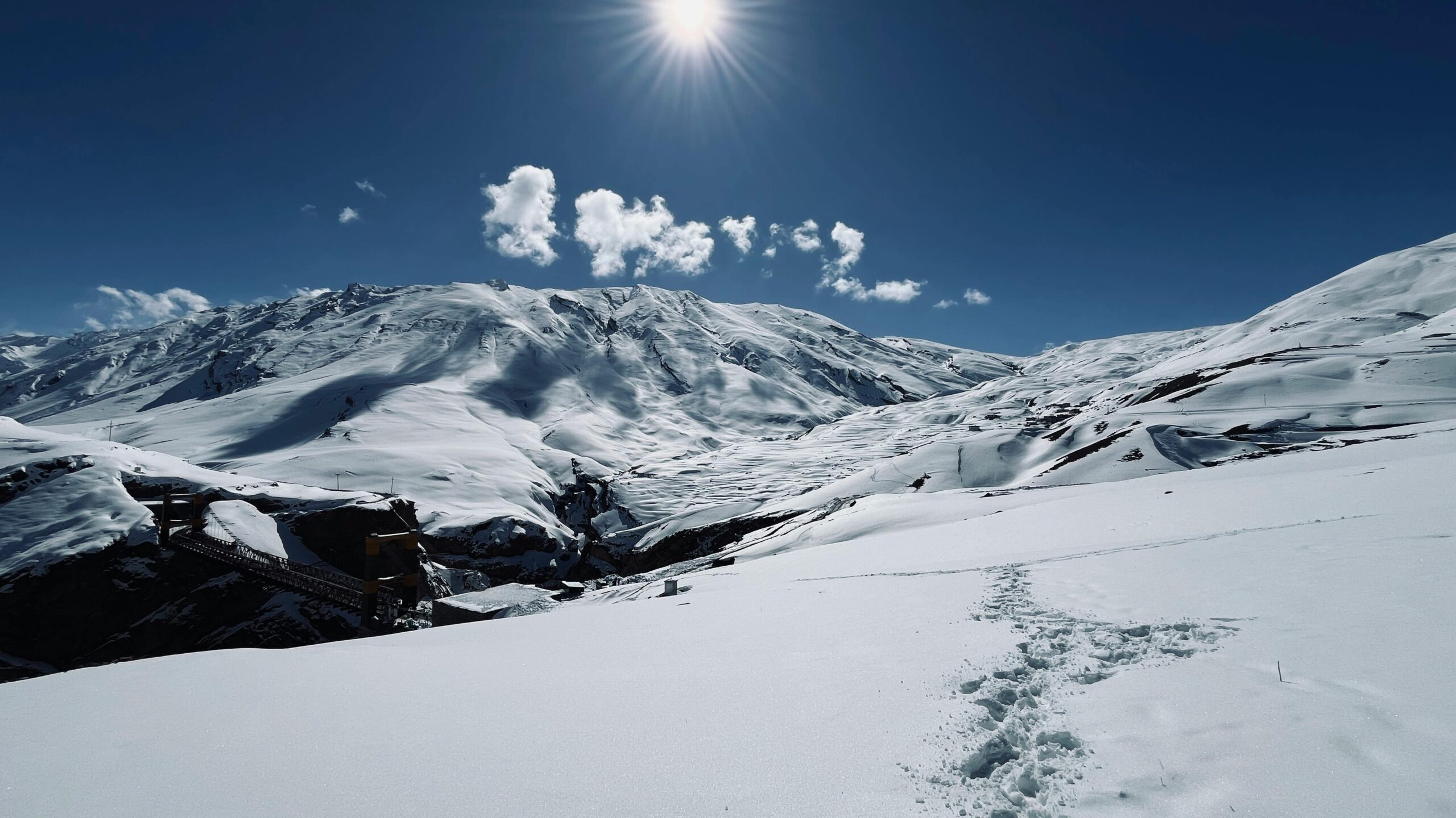 Himachal tour packages for couple