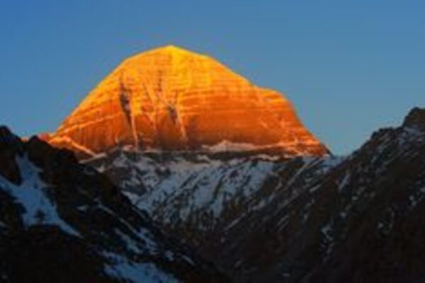 A Modern Way of Kailash Mansarovar Yatra by Helicopter Kailash Mansarovar Yatra by helicopter