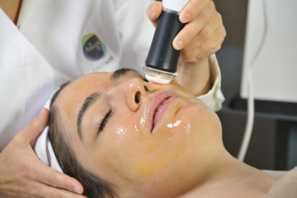 Does OxyGeneo Facial Require Any Downtime? Does OxyGeneo Facial Require Any Downtime?