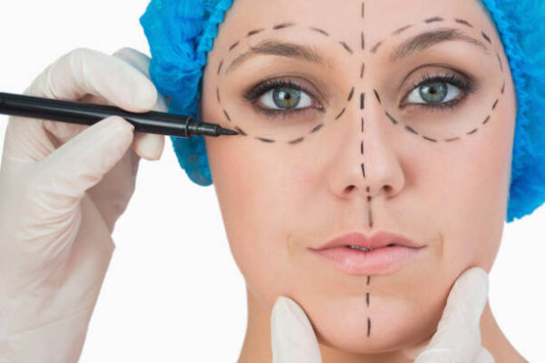 How Facelift Restores Youthful Look