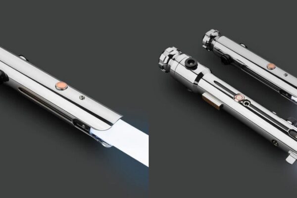 ahsoka tano lightsabers