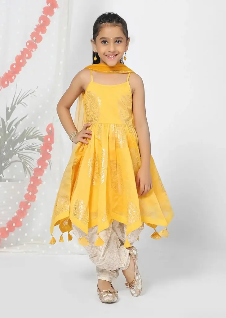 Dress Your Daughter in Elegance – Trendy Girls’ Suits & Kurtis in 2025
