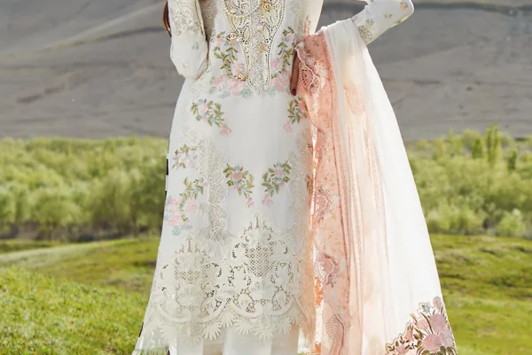 Pakistani Dress Online – Explore Latest UK Collection