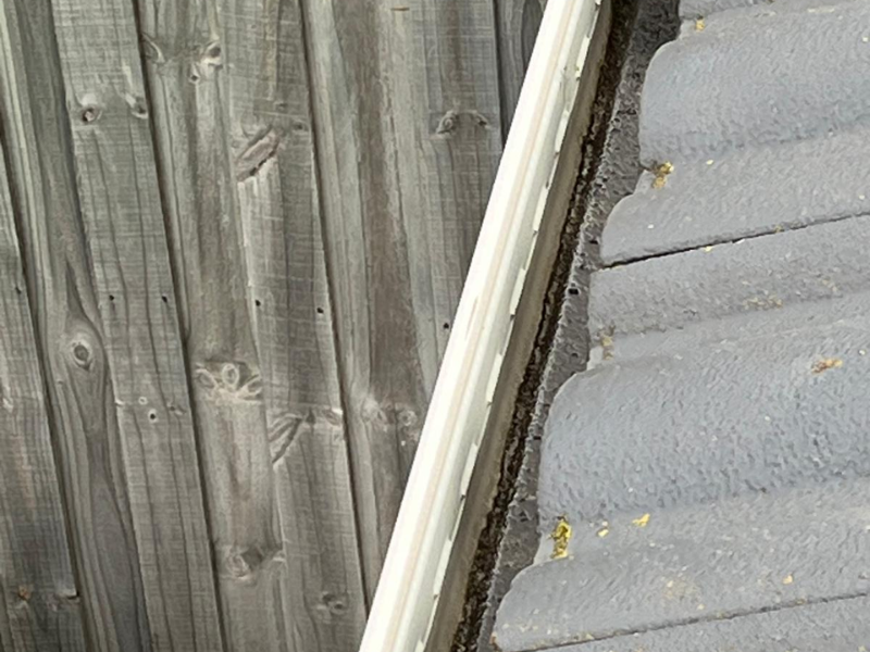 gutter maintenance in Elwood