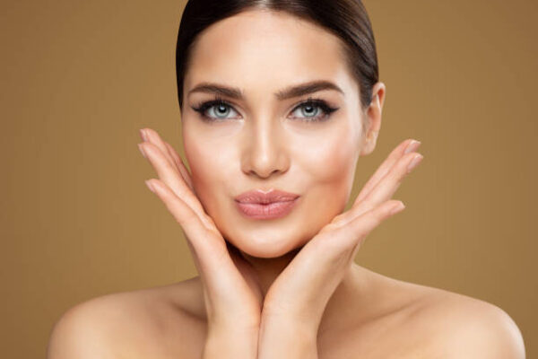 Does Facelift Surgery Look Fake or Natural? Does Facelift Surgery Look Fake or Natural?