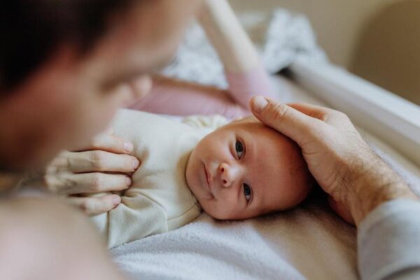 How Does a Nurse for Newborns at Home Assist After Birth? How Does a Nurse for Newborns at Home Assist After Birth?