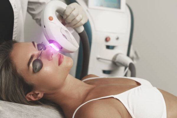 What to Expect During Laser Treatments for First Timers ? What to Expect During Laser Treatments for First Timers
