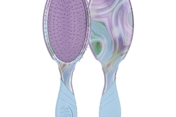 Wet hair brush