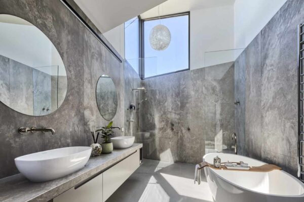 Looking for the best bathroom renovation builder in Melbourne? Get expert design, licensed workmanship, and fixed-price quotes. Transform your bathroom with professionals.