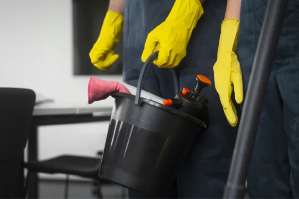Why Marina Residents Prefer Professional Cleaners