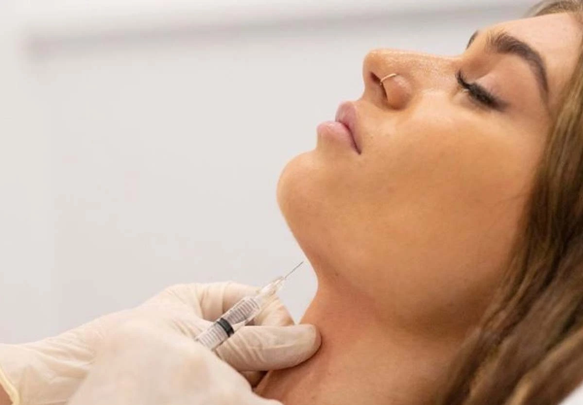 Is Fat Melting Injections Best for Double Chin